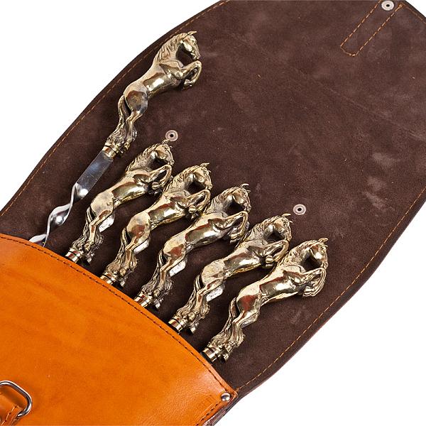 Подарочный набор шампуров 6шт. (Лошадь) в колчане из натуральной кожи AKSO 374ЛО6-Г1 АКСО, Артикул: 374ЛО6-Г1 фото №1