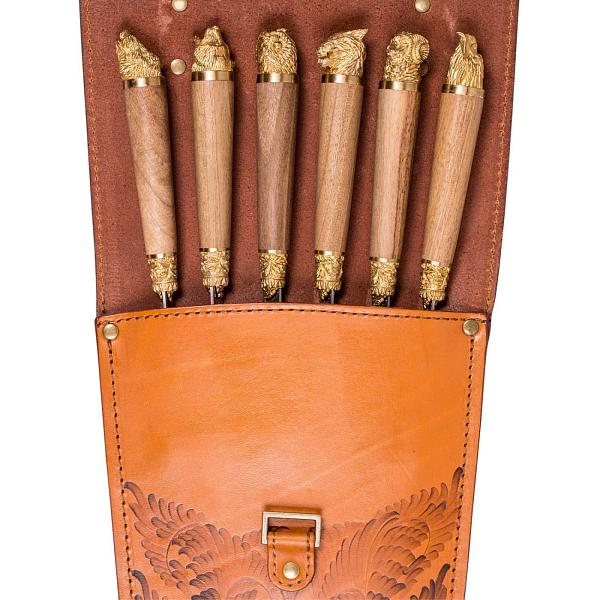 Подарочный набор шампуров 6шт. в колчане из натуральной кожи AKSO 308КК6 АКСО, Артикул: 308КК6 фото №1