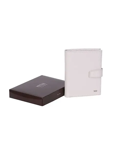 Обложка для паспорта и автодокументов женская кожаная Petek 596.000.00 Petek, Артикул: 596.000.00 фото №1