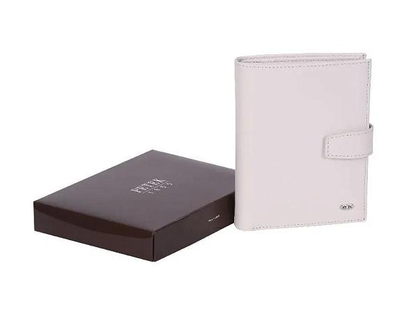 Обложка для паспорта и автодокументов женская кожаная Petek 596.000.00 Petek, Артикул: 596.000.00 фото №1