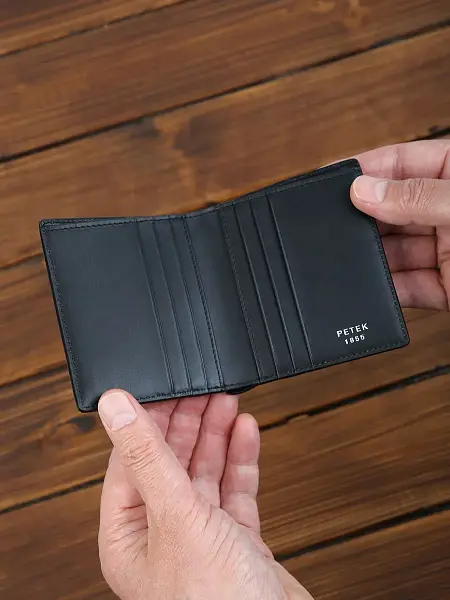 Мужское портмоне из натуральной кожи Petek 10043.X67.01+209 Petek, Артикул: 10043.X67.01+209 фото №1