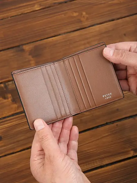 Мужское портмоне из натуральной кожи Petek 10043.X67.04+209 Petek, Артикул: 10043.X67.04+209 фото №1