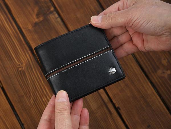 Портмоне мужское Petek из натуральной кожи 10042B.209-01+X10-A02 Petek, Артикул: 10042B.209-01+X10-A02 фото №1