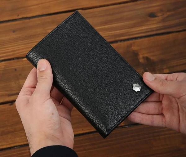 Портмоне путешественника Petek из натуральной кожи 574P.X67.01+209 Petek, Артикул: 574P.X67.01+209 фото №1