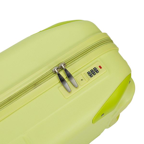 Чемодан TORBER В Отпуск, салатовый, ABS-пластик, 39,5 х 23 х 60 см, 42 л, 2,6 кг T1225G-S Torber, Артикул: T1225G-S фото №1