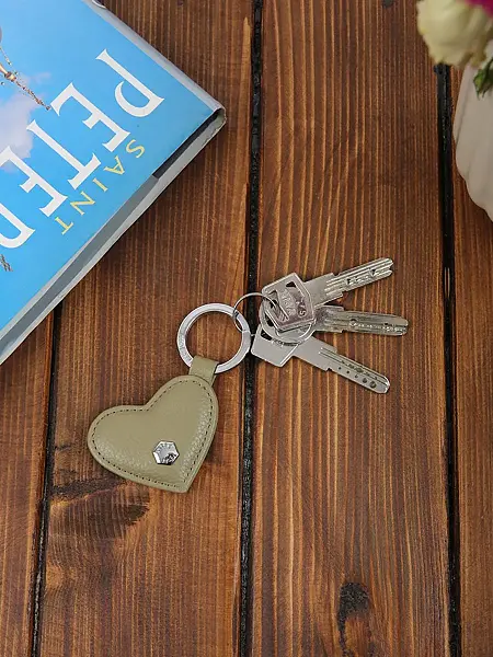 Брелок из натуральной кожи Petek 1503P.952.78 Petek, Артикул: 1503P.952.78 фото №1