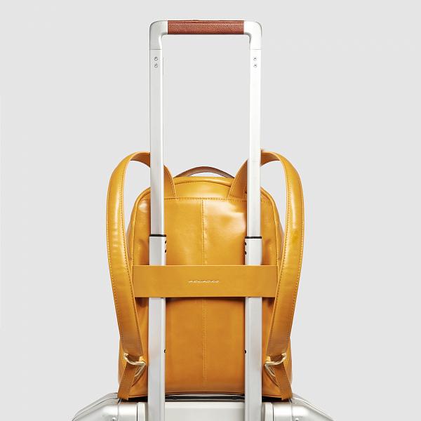 Женский кожаный рюкзак Piquadro CA6677B2/G Piquadro, Артикул: CA6677B2/G фото №1