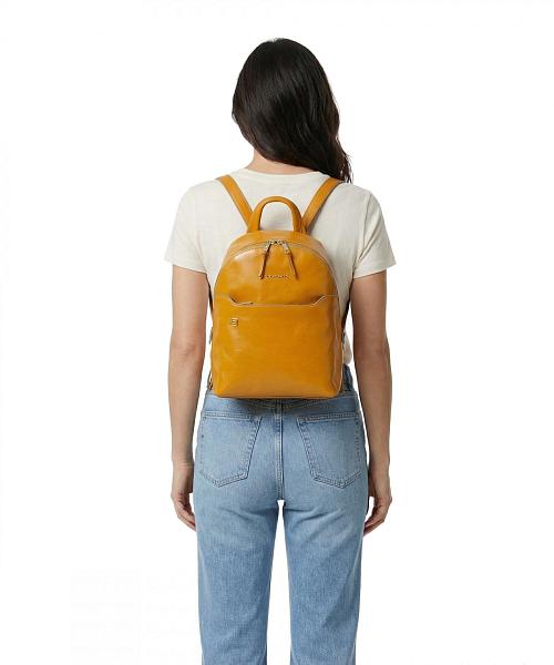 Женский кожаный рюкзак Piquadro CA6677B2/G Piquadro, Артикул: CA6677B2/G фото №1