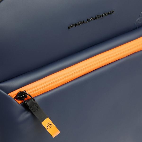 Мужской рюкзак Piquadro CA6631C2OW/BLU Piquadro, Артикул: CA6631C2OW/BLU фото №1