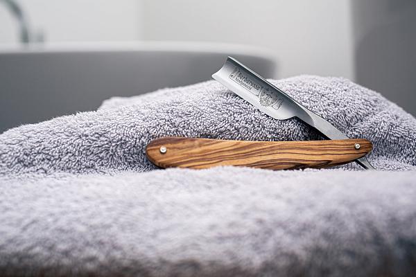 Бритва опасная Dovo, ручка - оливковое дерево, 5/8", 1/1 10580026 DOVO, Артикул: 10580026 фото №1